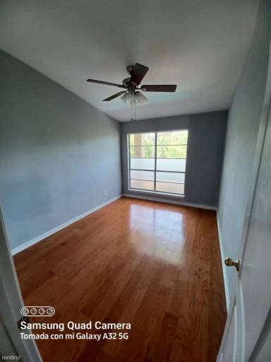 Main picture of 700 Sunset Dr