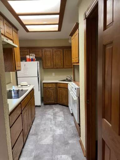 Main picture of 820 N Lee Ave