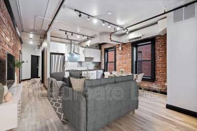 Main picture of 1490 N Lafayette St