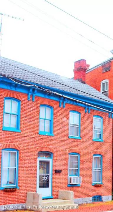 Main picture of 131 E Baltimore St