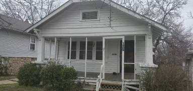 Main picture of 1509 E 49th St