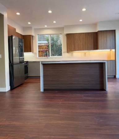 Main picture of 8922 Del Rio Cir