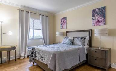 Main picture of 280 Sierra Dr