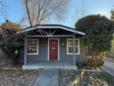 Main picture of 503 NW Newport Ave