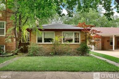 Main picture of 8916 Ewing Ave