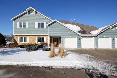 Main picture of 7314 Hames Way