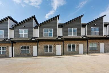 Main picture of 2815 Trenton Rd