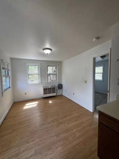 Main picture of 321 S Main St