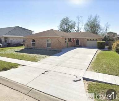 Main picture of 67 Schill Ave