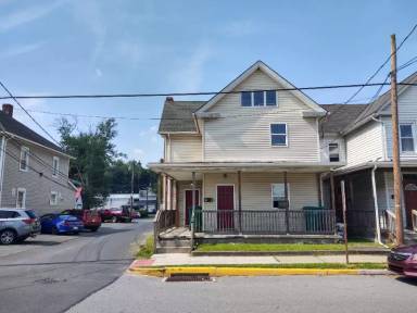 Main picture of 21 N 2nd St