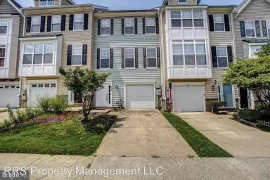 Main picture of 160 Moore Dr