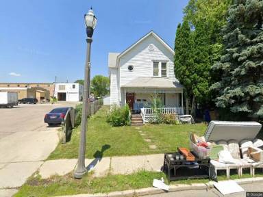 Main picture of 1612 56th St