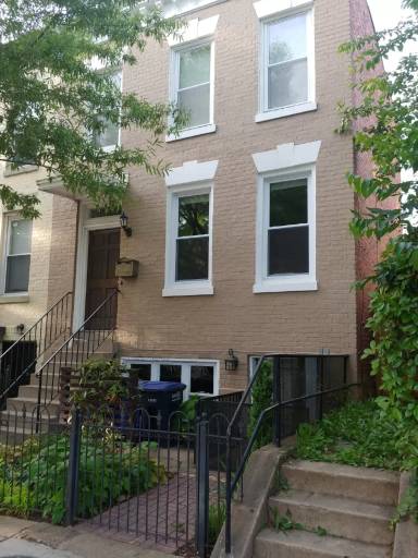 Main picture of 1352 Pennsylvania Ave SE