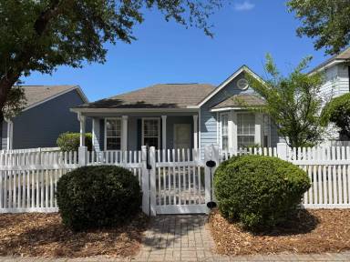 Main picture of 486 Fanny Ann Way
