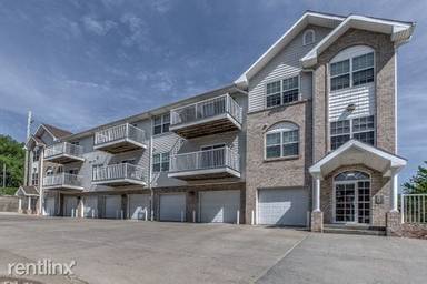 Main picture of 111 E Westplains Rd