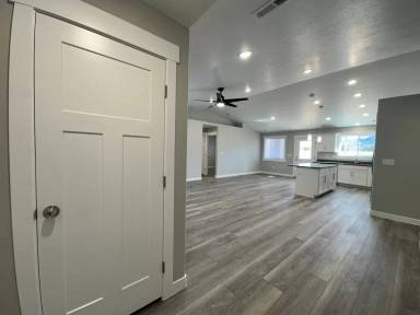 Main picture of 3919 Hawks Landing Loop