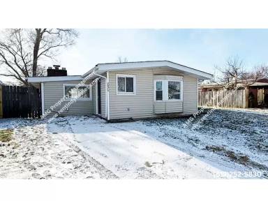 Main picture of 2075 Alton St