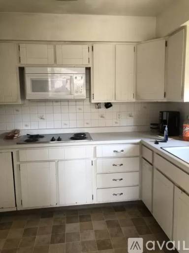 Main picture of 828 Timber Ln