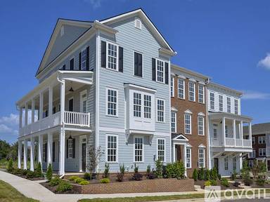 Main picture of 107 Burkitt Commons Ave