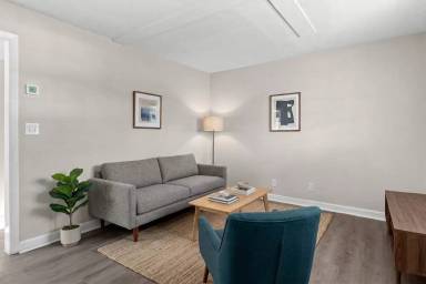 Main picture of 500 Bethania Rural Hall Rd