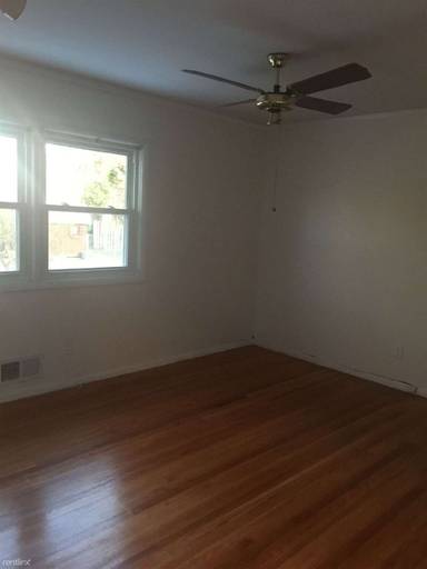 Main picture of 5710 Pembroke Ave