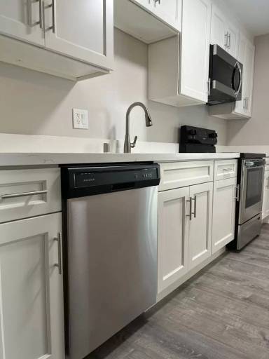 Main picture of 1621 Adelaide St