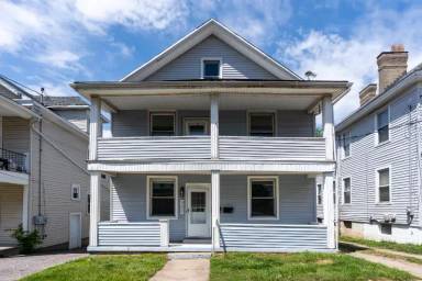Main picture of 322 E Ross Ave