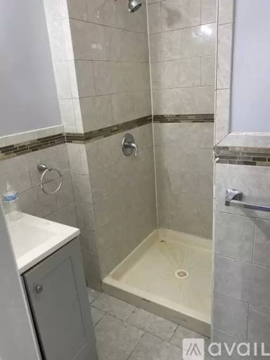 Main picture of 110 Williams Ave