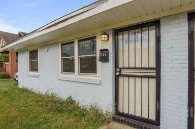 Main picture of 1141 2nd Ct W