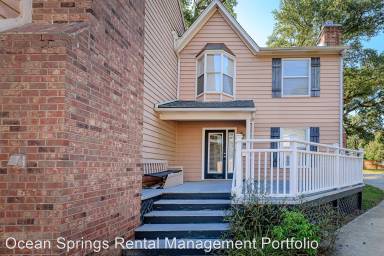 Main picture of 1318 Beach Blvd