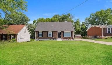 Main picture of 380 Louise Ln
