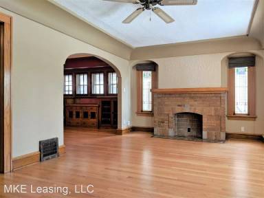 Main picture of 2446 N 65th St