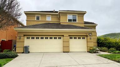 Main picture of 33 West Way