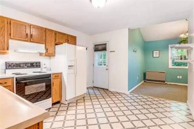 Main picture of 56 Morellen Ln