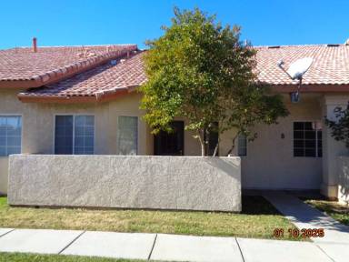 Main picture of 1630 Gardenia Ct
