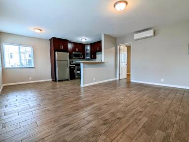 Main picture of 14714 Inglewood Ave