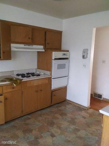 Main picture of 4374 N 76th St