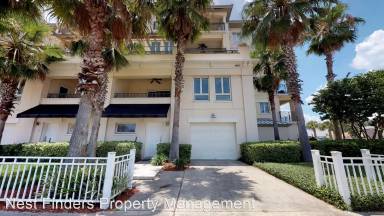 Main picture of 525 3rd St N