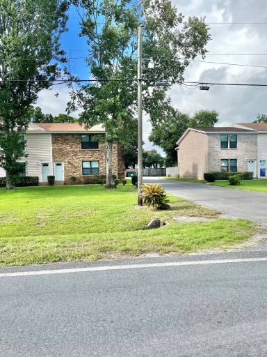 Main picture of 122 4th Ave