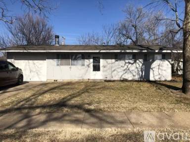 Main picture of 1208 Yale Ave