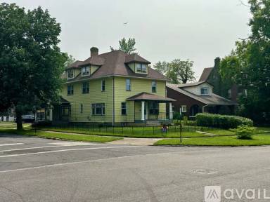 Main picture of 2086 Marlindale Rd