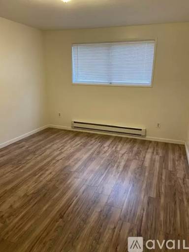 Main picture of 924 SE 2nd St