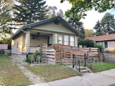 Main picture of 3305 Saint Bernard Dr