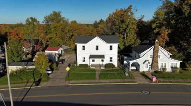 Main picture of 202 W Park Blvd