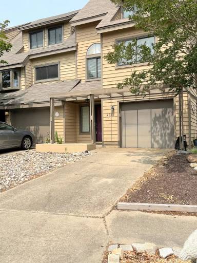 Main picture of 2311 Purple Martin Ln