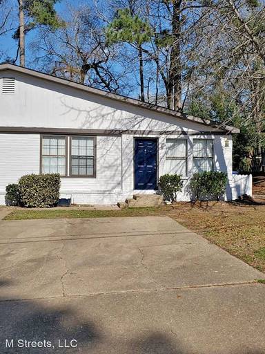 Main picture of 3300 Pine Grove Dr