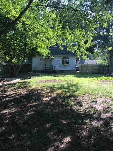Main picture of 1209 N Walnut St