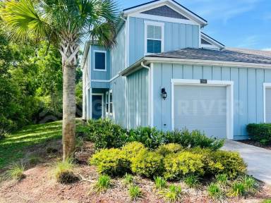 Main picture of 294 Aralia Ln