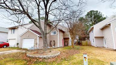 Main picture of 5472 Chatham Lake Dr
