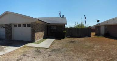 Main picture of 708 Lisa Ln
